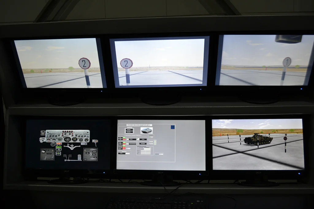 T-72 tank crew integrated trainer